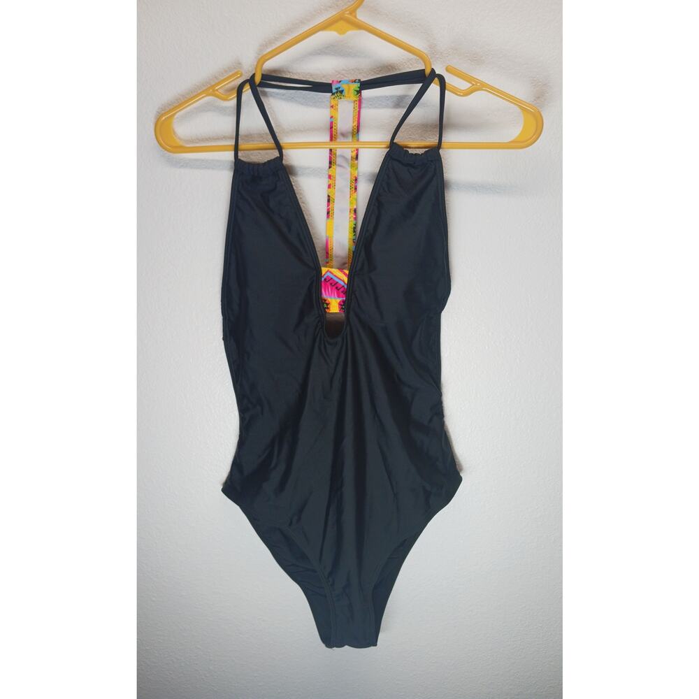 Shein Women's Black Open-Back Swimwear l Size: L